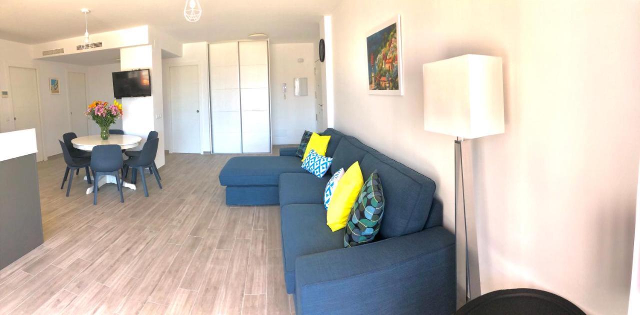 Apartamento Vistamar Нерха Екстериор снимка