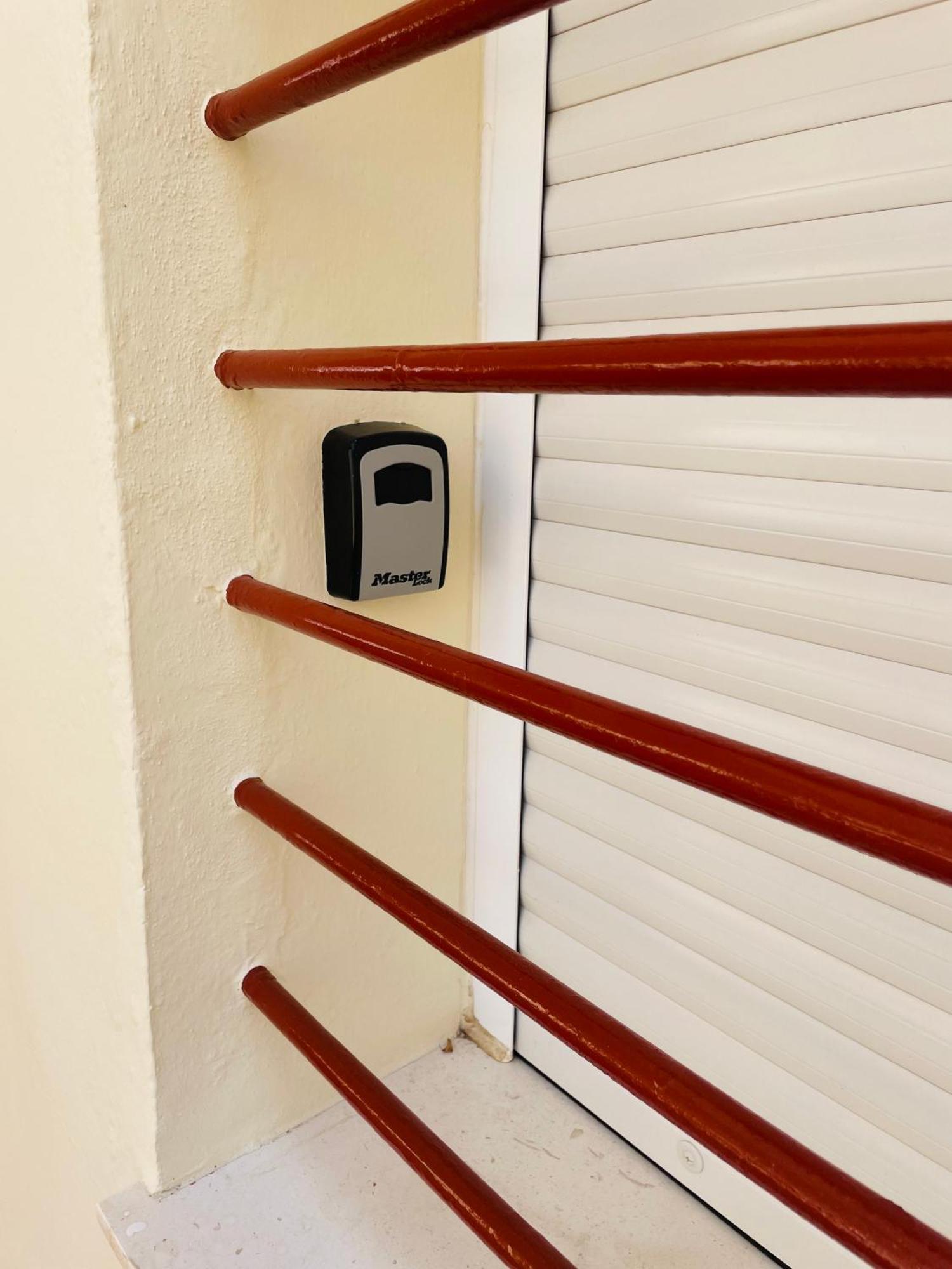 Apartamento Vistamar Нерха Екстериор снимка